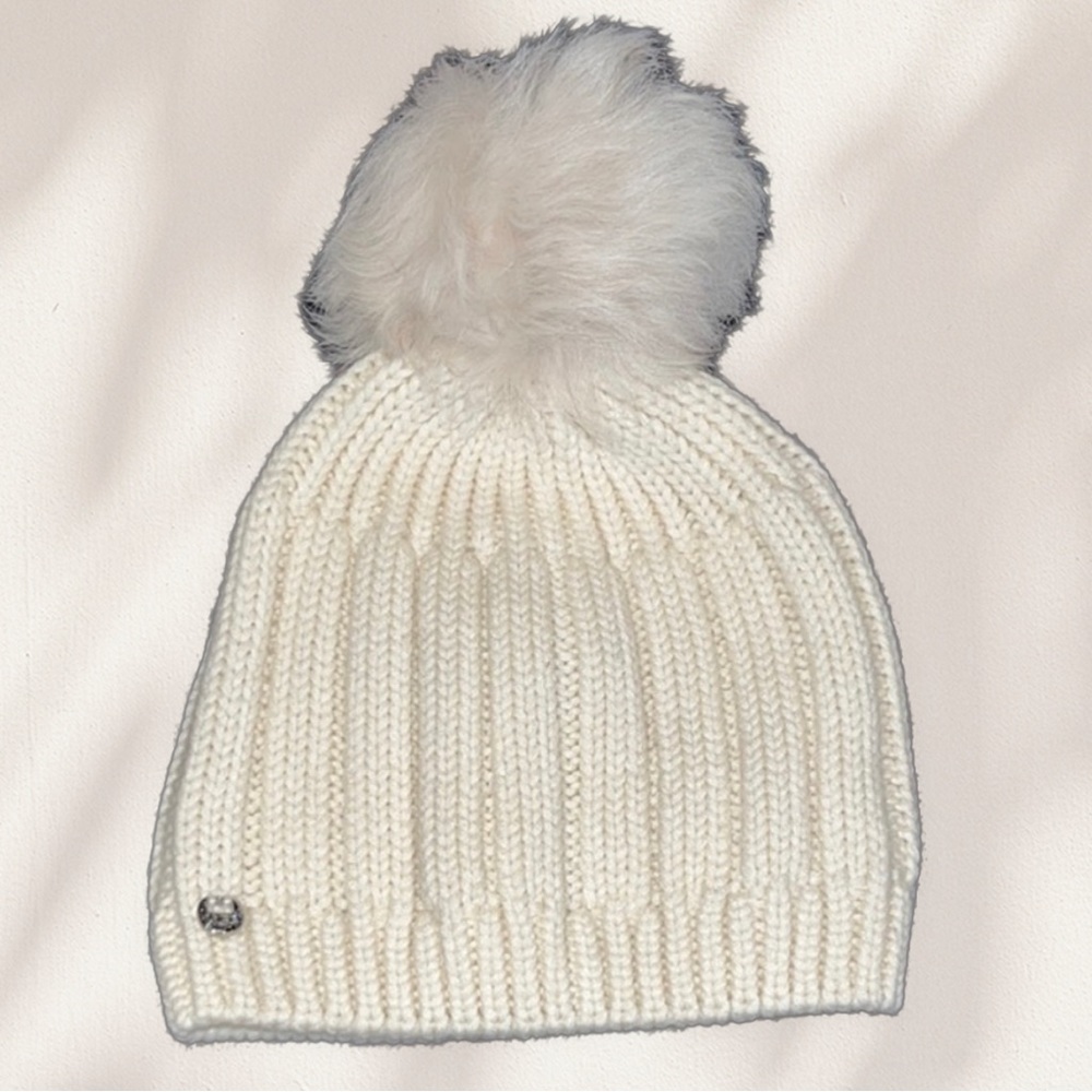 [UGG] - New Knit Beanie with faux fur Pom Pom